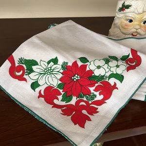 Set of 12 vintage linen Christmas napkins